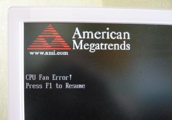 Error press f1. CPU Fan Error. Ошибка CPU Fan Error. Ошибка American MEGATRENDS CPU Fan Error. Ошибка процессора при запуске.